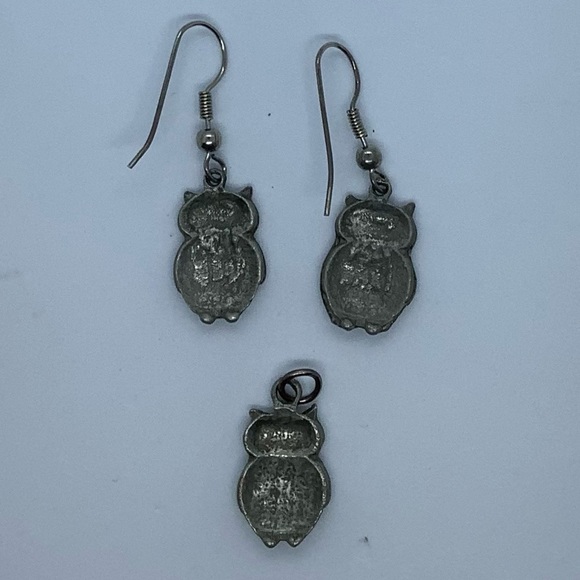 Silver Tone Owl Earrings & Pendant - Picture 4 of 6